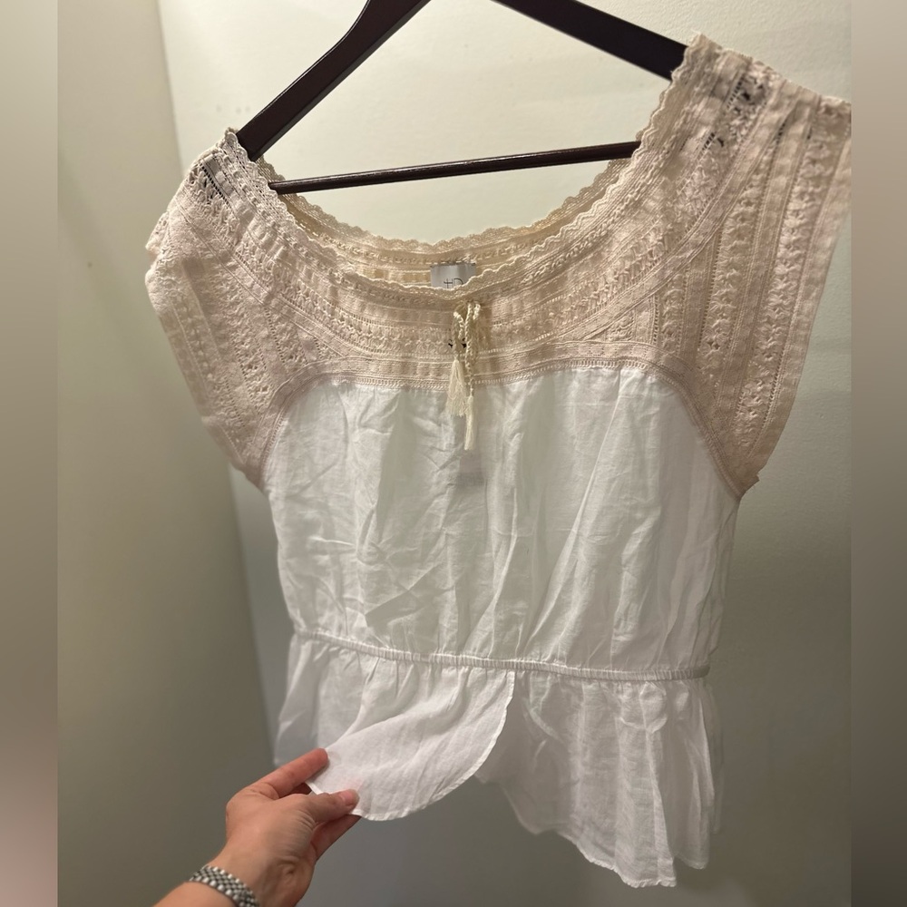 HD in Paris, Anthropologie top, white/ivory, size 10